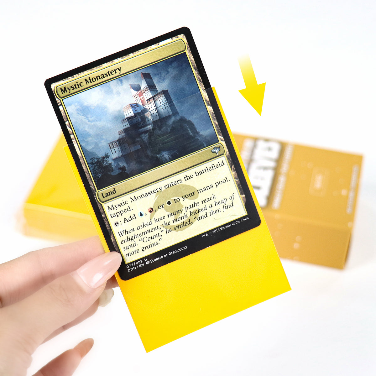 cardcosmos - Premium Matte Sleeves Yellow | 100stk